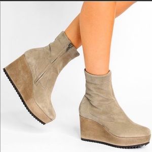 Like new. Pedro Garcia wedge booties.
